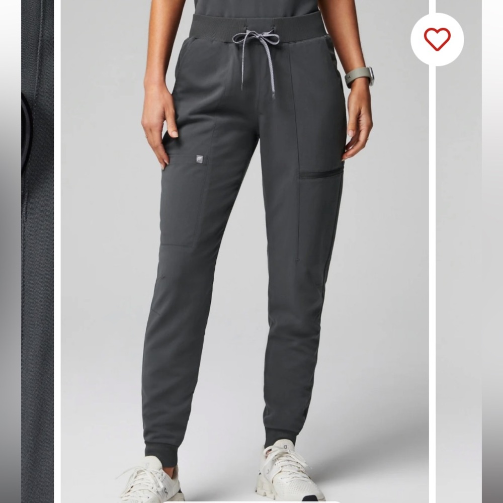 EUC Fabletics Scrub On Call Jogger - Limited Edition (ONYX) Small
